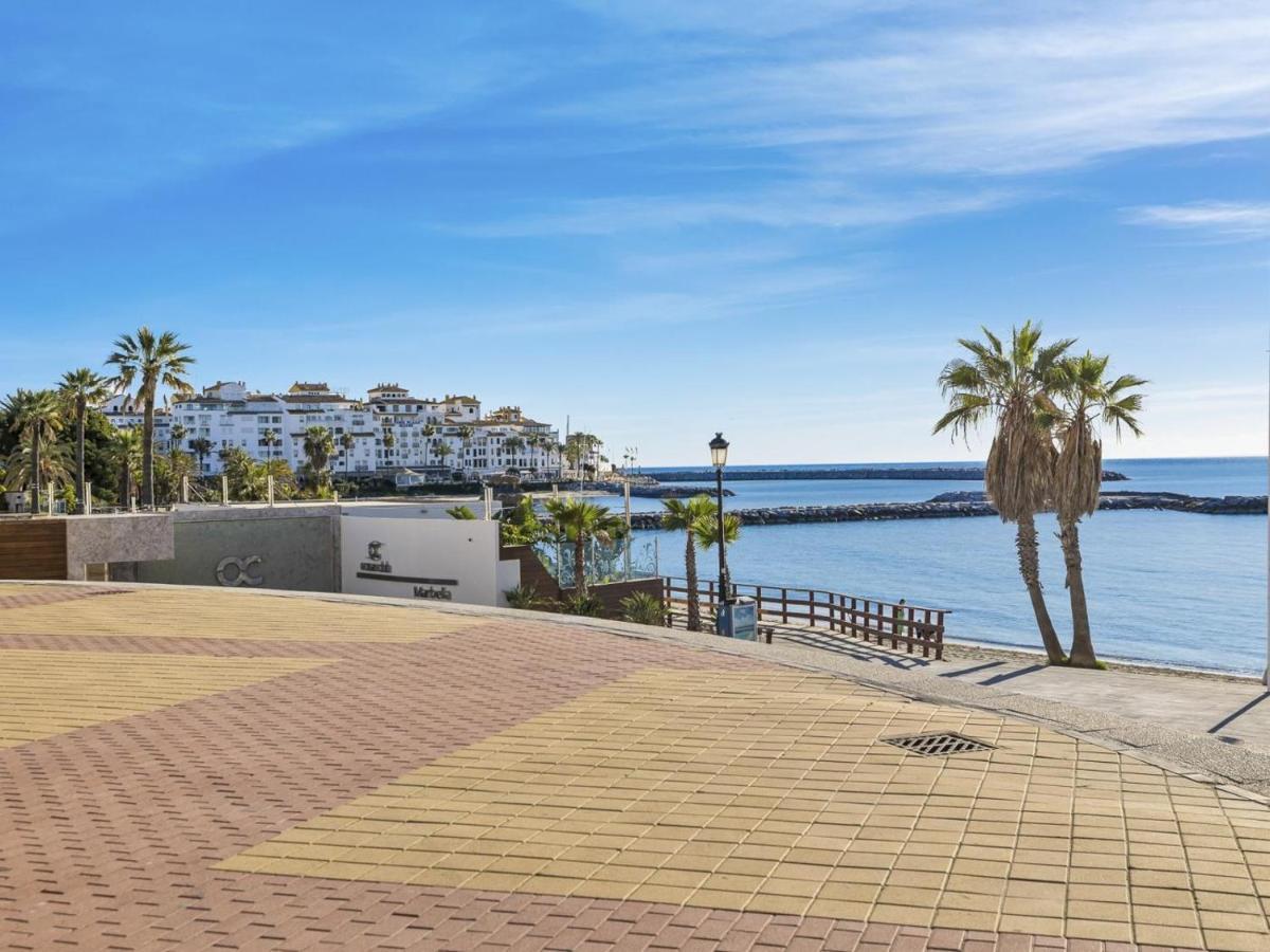 Apartamento De 2 Dormitorios En Playas Del Duque Marbella Exterior photo