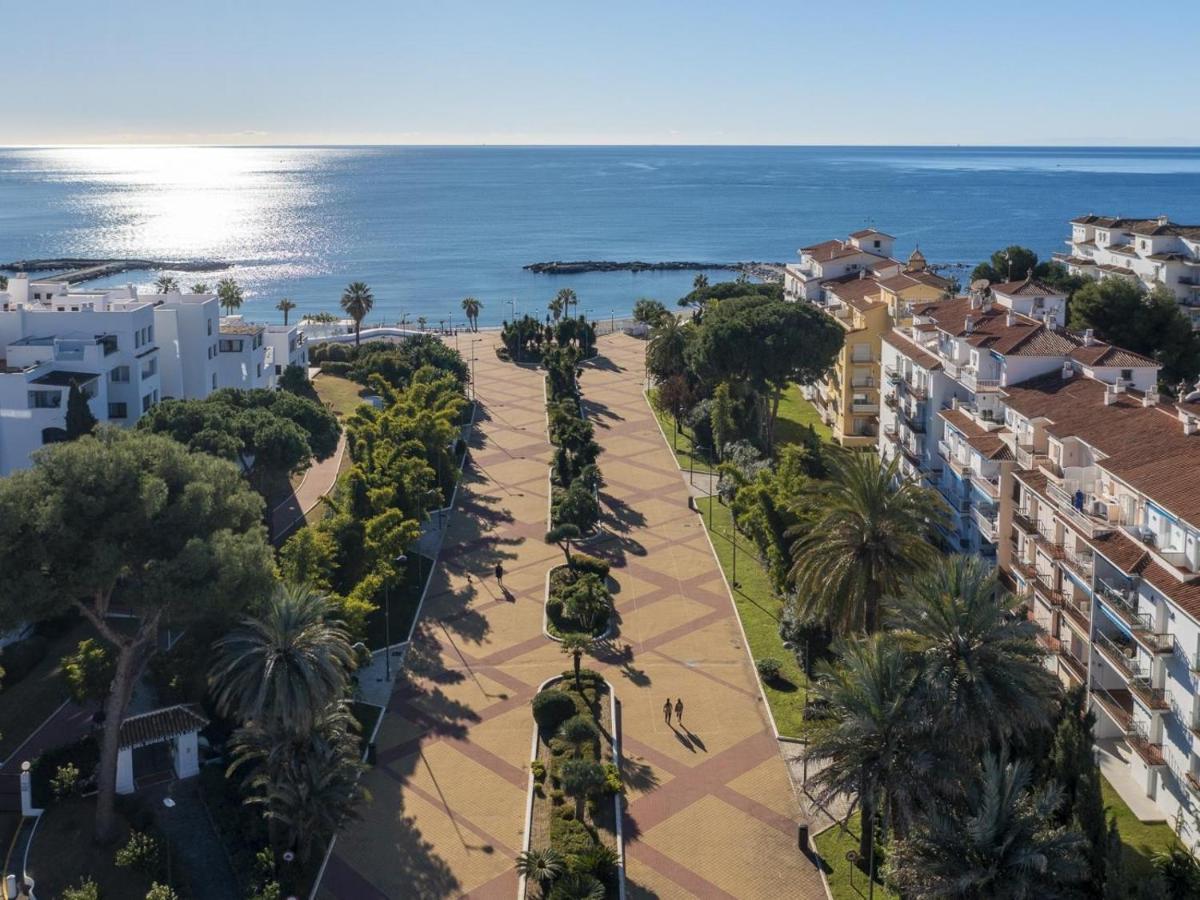 Apartamento De 2 Dormitorios En Playas Del Duque Marbella Exterior photo